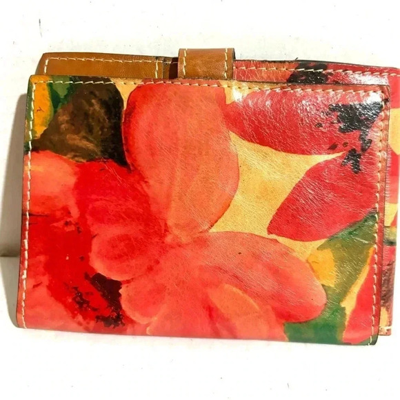 Patricia Nash multi print leather wallet - Picture 2 of 11
